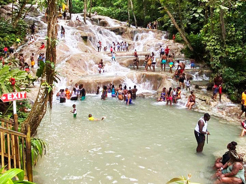 Montego Bay Dunn's River Falls Excursion with Cocktails and Lunch at Reggae Hill 
